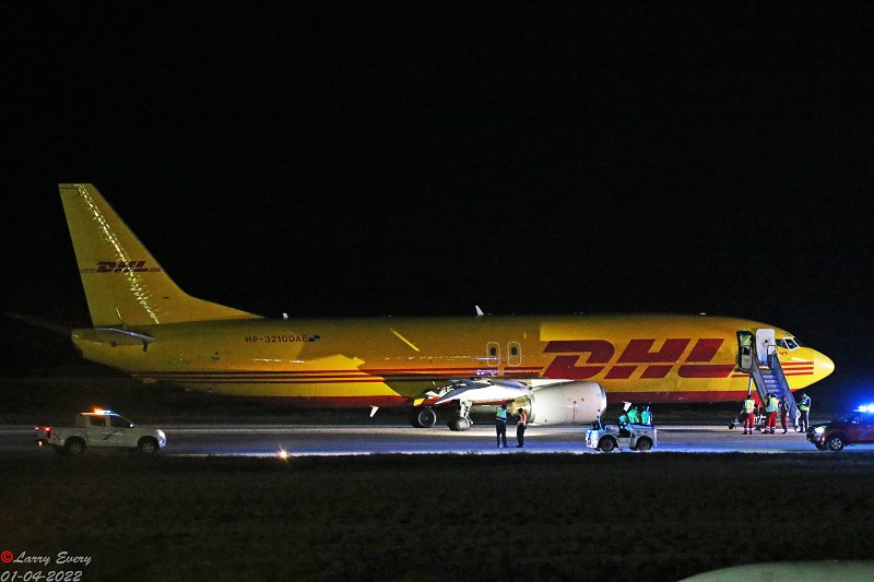 DHL freighter makes emergency landing on Curaçao