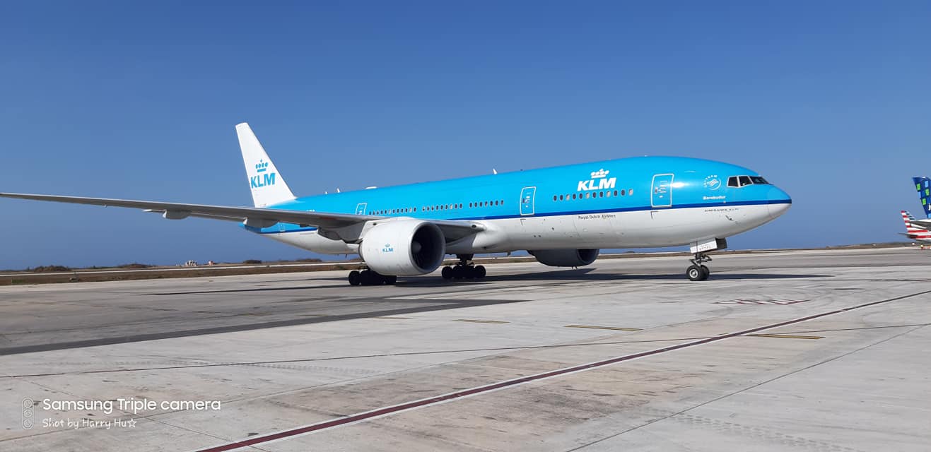 Passenger dies on KLM flight to Ecuador, aircraft stayed on Curaçao