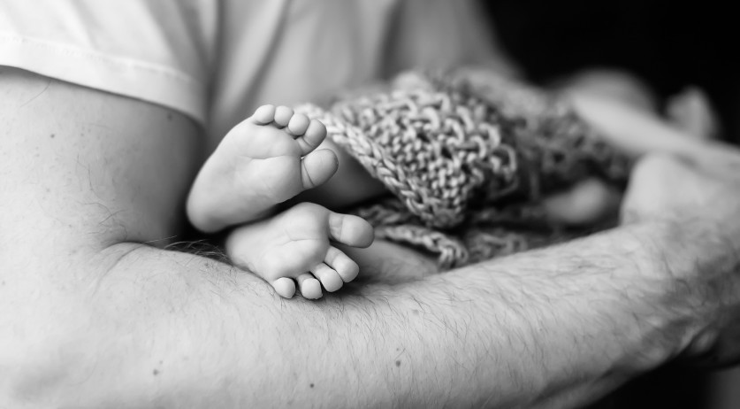 Committee wants Dutch gov't to halt adoption from abroad: Report