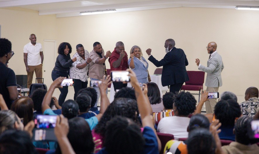 Government Secures Solution for Advent Hospital Finances, Salaries Guaranteed