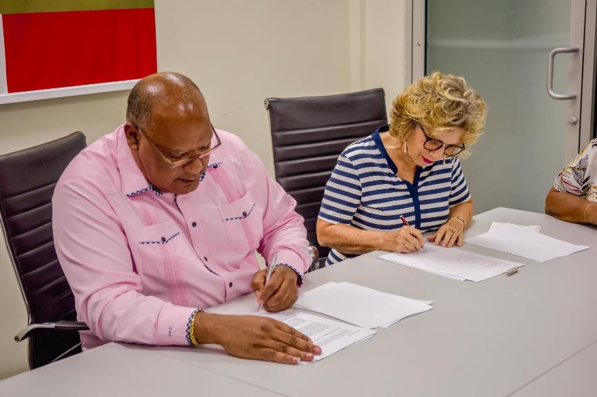 Agreement signed for development in Koraal Tabak