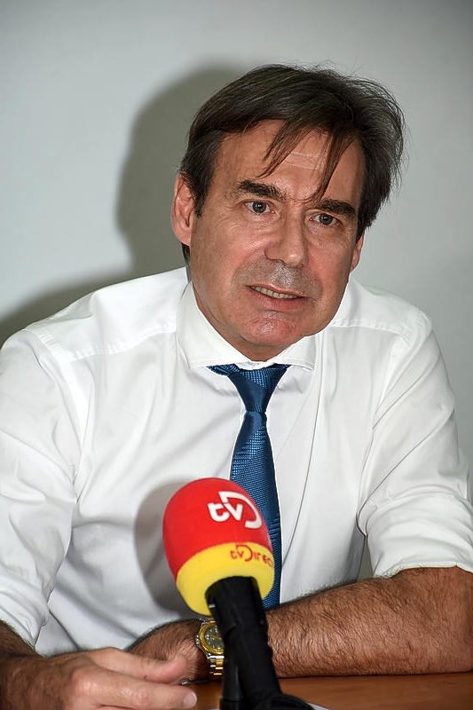 Association of Medical Specialists no opinion on Gerstenbluth's criticism