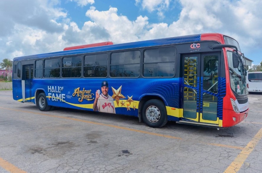 Curaçao Government Honors Andruw Jones with Special ABC Bus