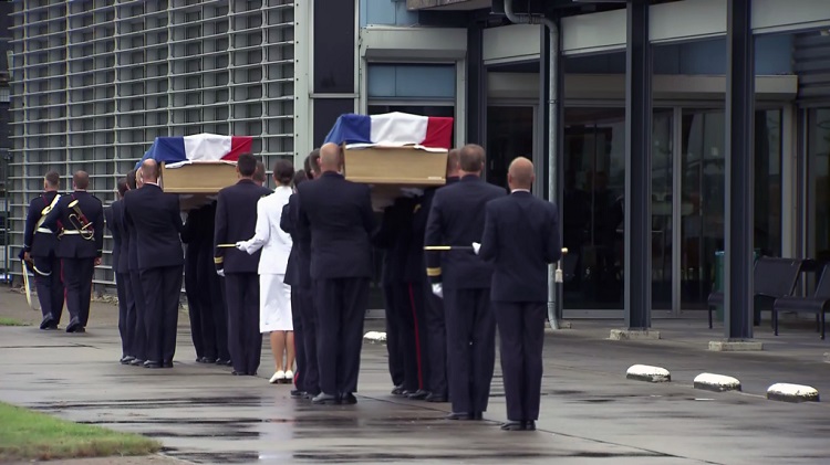 Defense helicopter crashed near Aruba ran into problems while making a turn