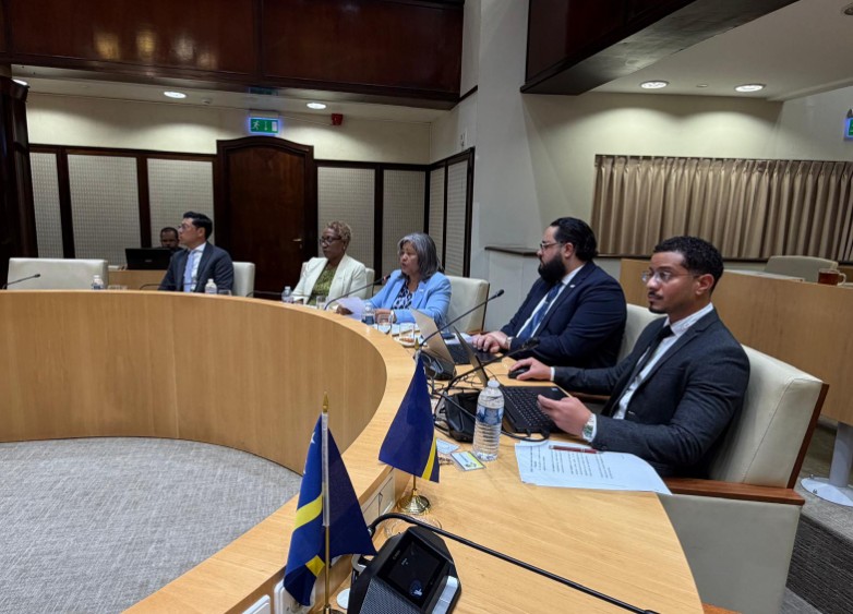 Audit Chamber presents findings on Curaçao’s 2023 annual accounts to Parliament