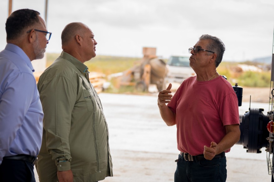 Minister Boekhoudt Visits Egg Farm Moderno to Highlight Importance of Local Egg Production