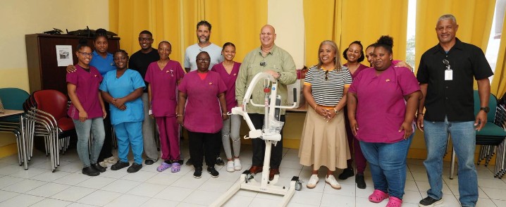 Boekhoudt Delivers Patient Lifts to Four Curaçao Care Institutions to Improve Safety