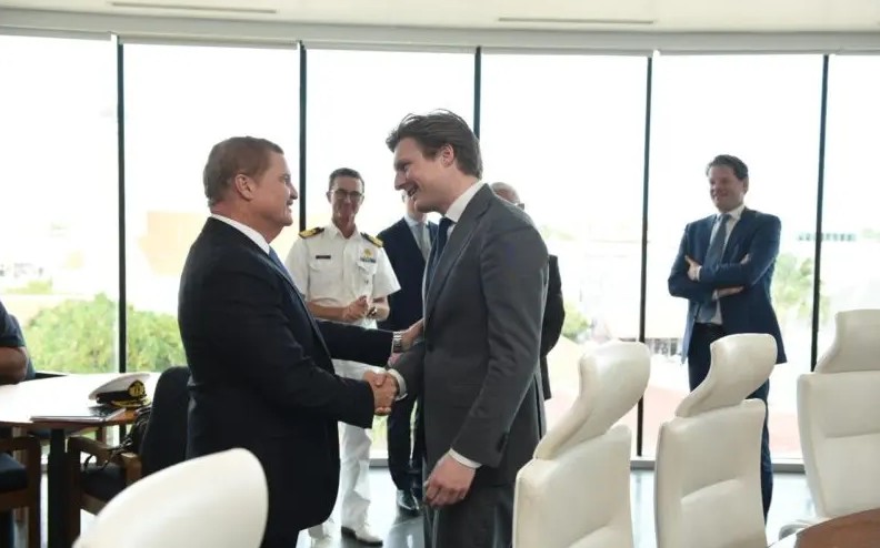 Defence Minister Brekelmans Begins Working Visit to Caribbean Part of the Kingdom