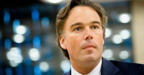 Power Bank That Forced KLM Curaçao Flight to Turn Back Reportedly Belonged to Former KLM CEO