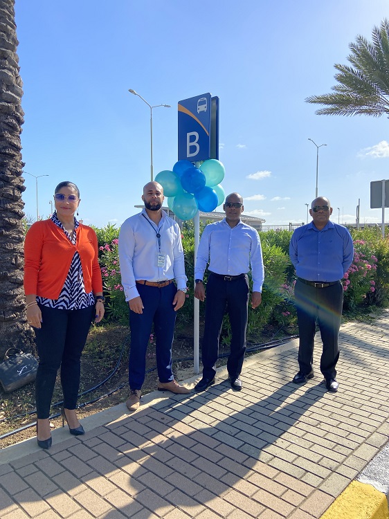 Curaçao Airport Partners and ABC Busbedrijf open additional, customized bus stop at the Curaçao International Airport