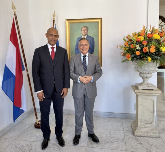 Sigmar Carmelia Sworn In as New President of the Joint Court of Justice