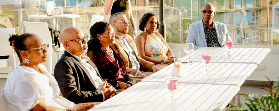 CBS Honors Six Employees for 25 and 30 Years of Government Service