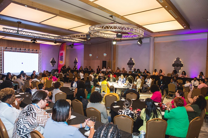 Curaçao government and the private sector organized the first Communication & Media Summit