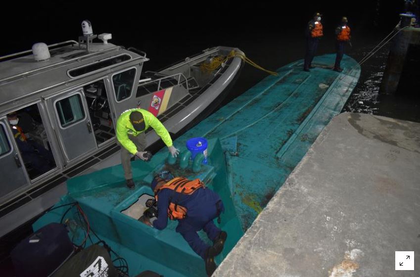 Four Mexican drug cartels top buyers and traffickers of Colombian cocaine, official says