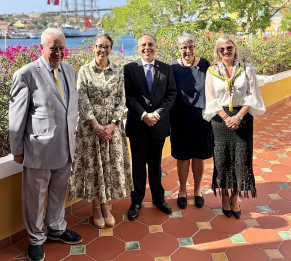 Colombian Ambassador Pays Courtesy Visit to Governor of Curaçao