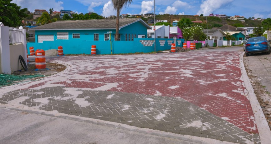 Raised Crossings Installed on Commandeursweg to Improve Traffic Safety