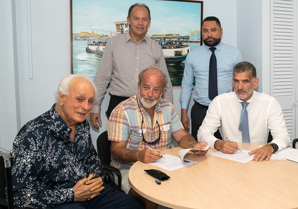 Curaçao Ports Authority and R.V. Chapman Shipping sign a new concession agreement