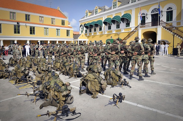 Aspiring CUR- and ARUMIL students complete their training in Fort Amsterdam