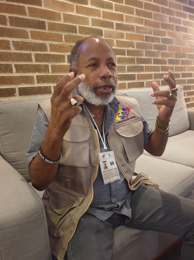 Caribbean activist David Denny as observer during Venezuelan elections