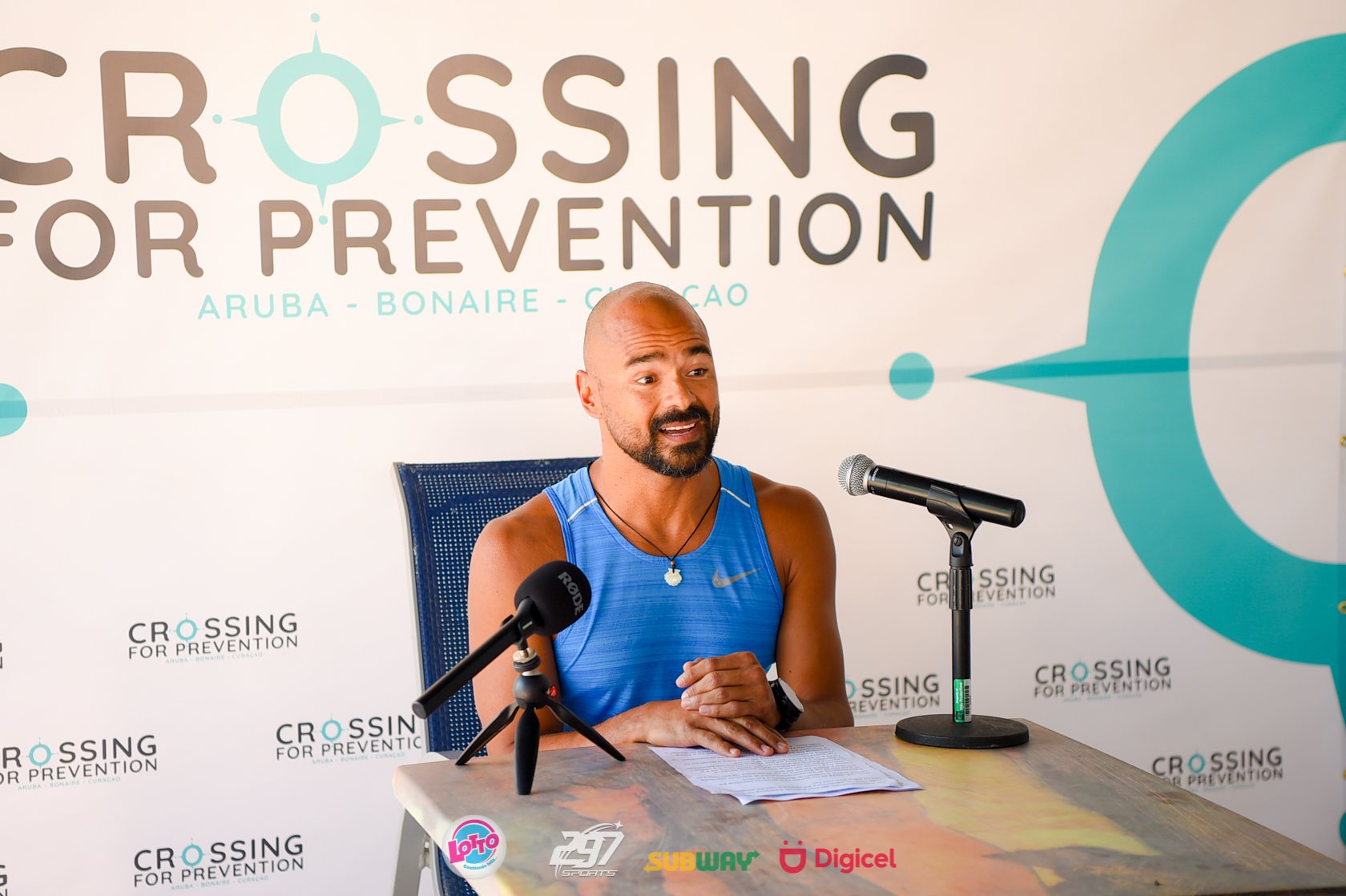 First solo unassisted swim between Bonaire and Curaçao