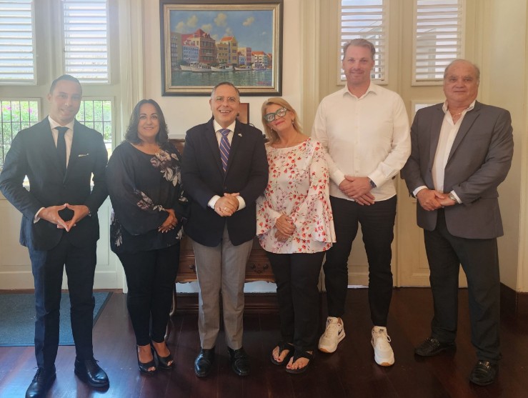 DMO Meets With Governor to Discuss Development and Livability of Punda