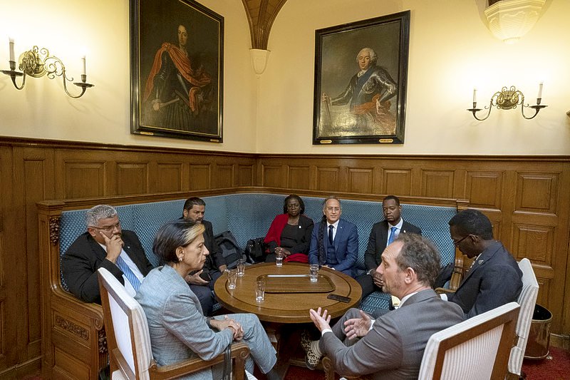 Parliaments lobbying in The Hague as one front