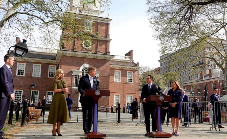 King Willem-Alexander Opens U.S. Visit in Philadelphia, Highlights Historic Ties and Curaçao’s World Cup Participation