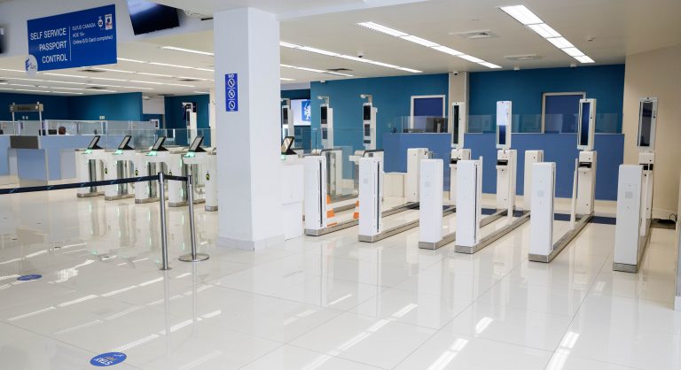 Final test of E-gates at Hato carried out