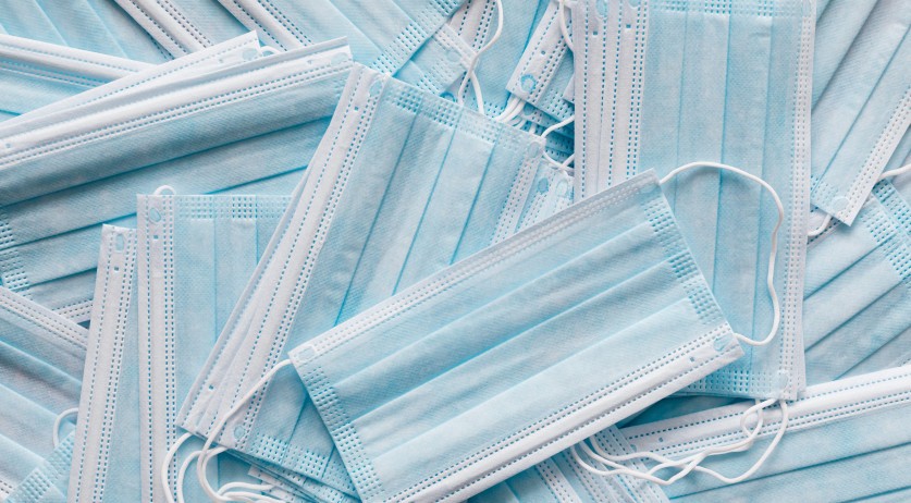 Rabobank banker says she was deceived in controversial face mask deal