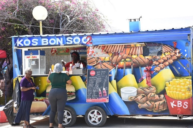 License food stands often not in order