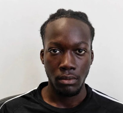 Curaçao Police Search for 22-Year-Old Suspect in Car Theft Investigation