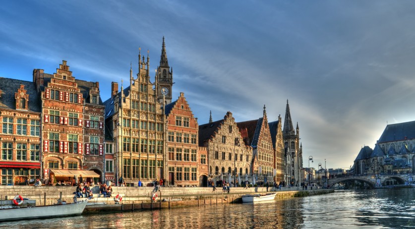 Rutte, 12 Ministers visiting Belgium to discuss climate, war