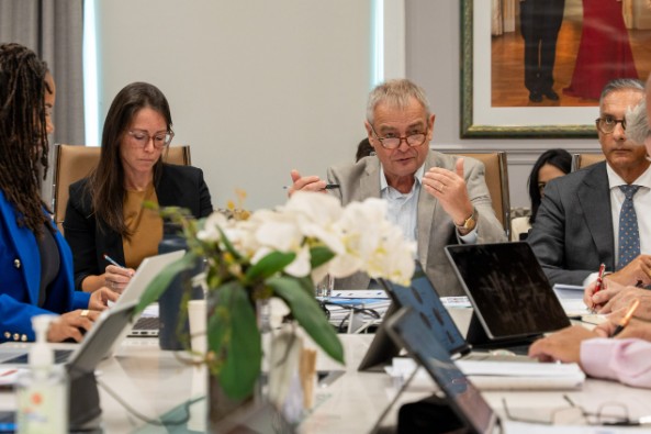 Cft Urges Curaçao Government to Regulate Airbnb and Focus on Quality Tourism During Cabinet Meeting