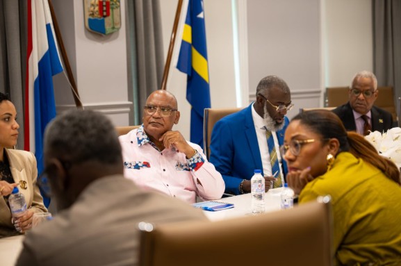 Government Weighs Measures on Rising Energy Prices Amid Global Uncertainty