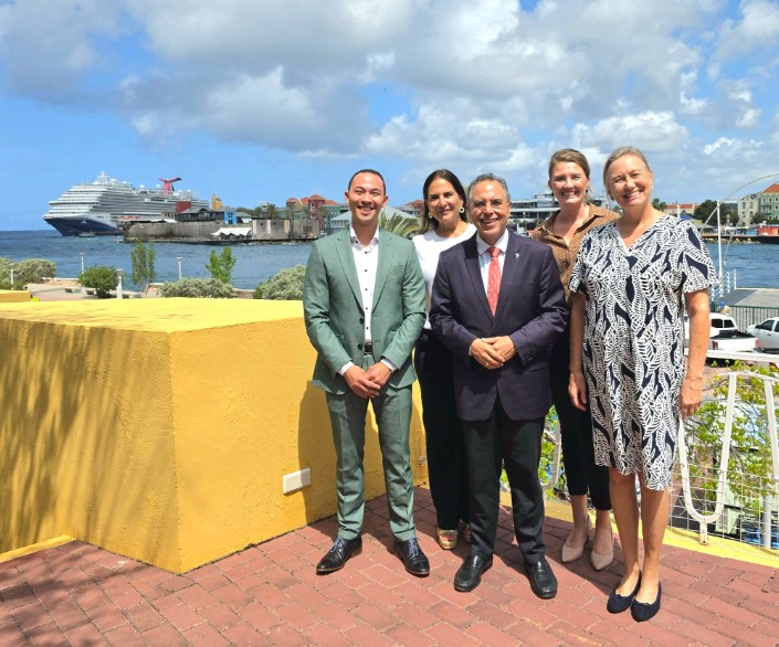 Governor De Kort Receives Delegation From Children’s Museum Curaçao