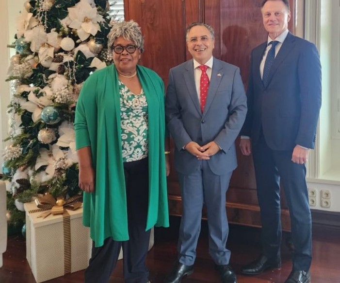 Curaçao Medical Center Updates Governor on Healthcare and Organizational Developments