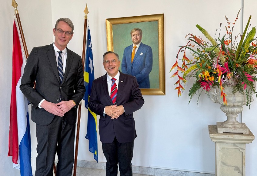 Director of Consular Affairs Pays Working Visit to Governor of Curaçao