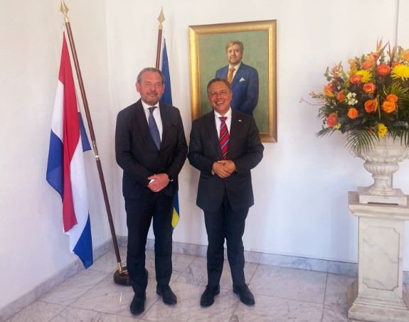 Dutch National Ombudsman Visits Governor of Curaçao