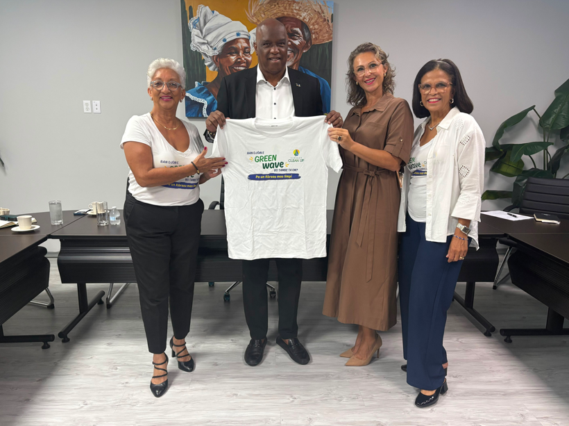 Education Minister Van Heydoorn Backs Green Wave as Curaçao Clean Up Brings Environmental Lessons to Schools
