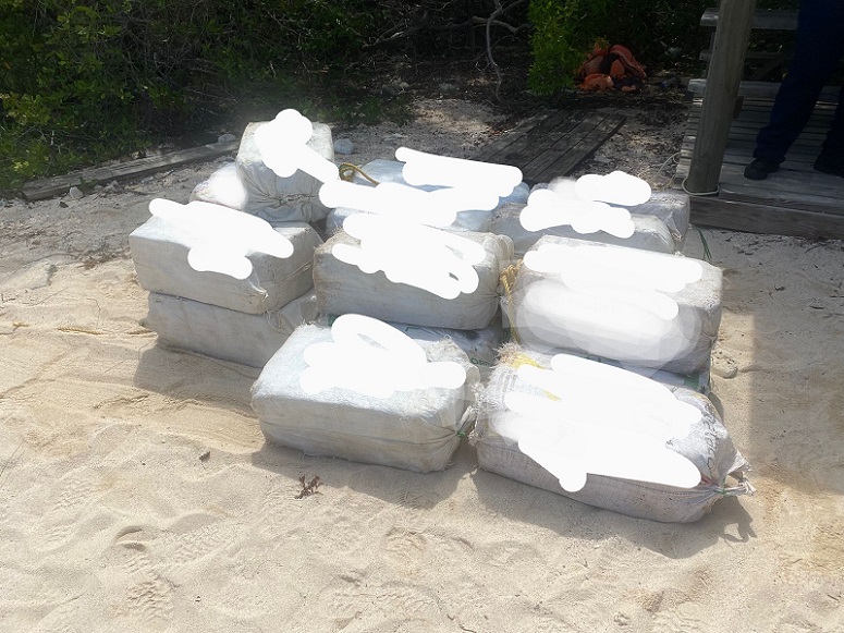 Coastguard and Police intercept drugs on Curaçao