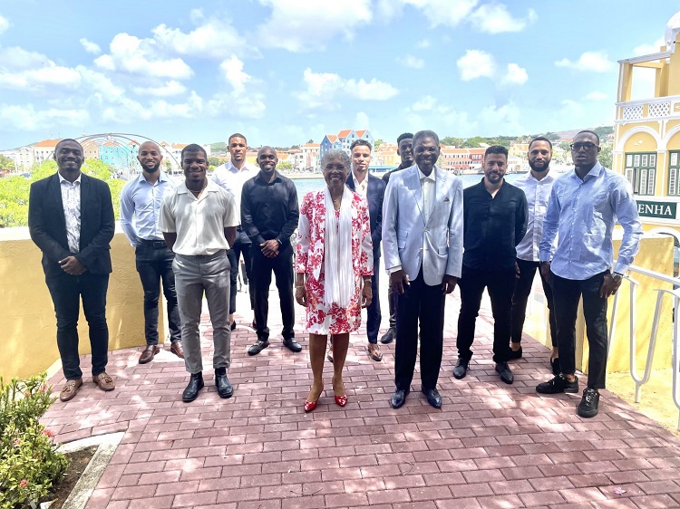 Governor receives Olympic top athletes