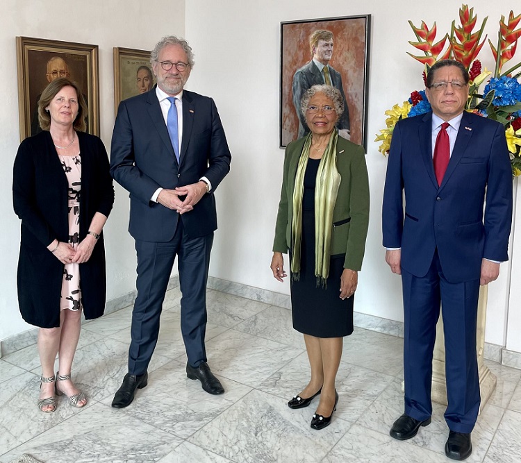 Delegation of the council of state visit the Governor