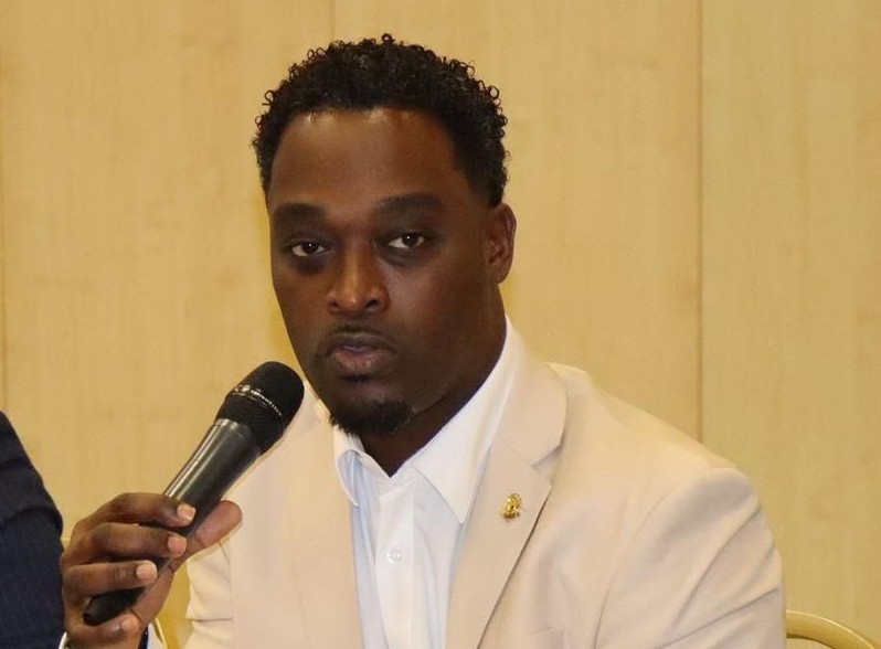 MP Monte Meets Aqualectra Director to Discuss Utility Debt Solutions