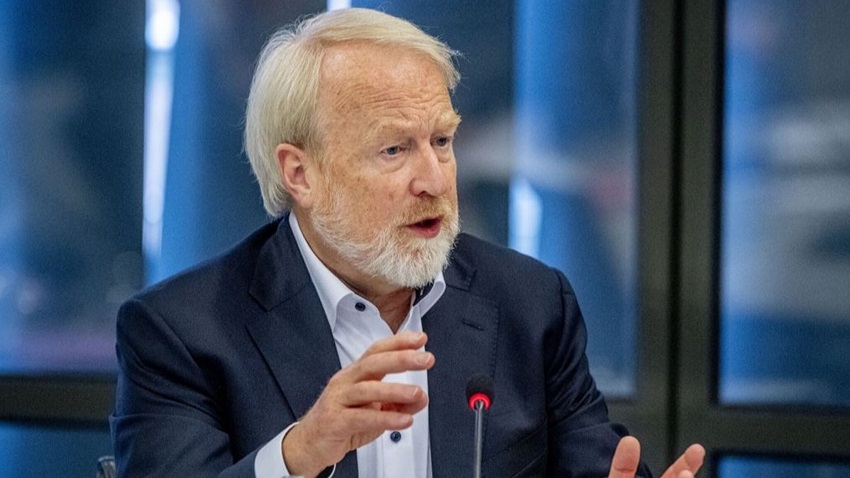 Dutch health institute was too pessimistic about Omicron, director says