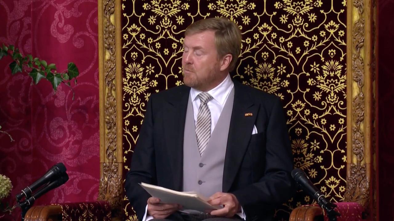 “Huge divisions” among Cabinet members in emergency Covid talks; King deeply concerned