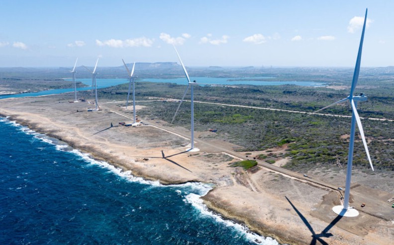 Repairs Begin on Faulty Koraal Tabak Wind Turbine as Curaçao Seeks More Power Capacity