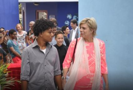 Princess Laurentien on the island to discuss childcare allowance
