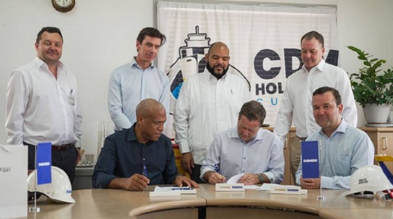 Liebherr Selected to Supply New Cranes for Curaçao Shipyards