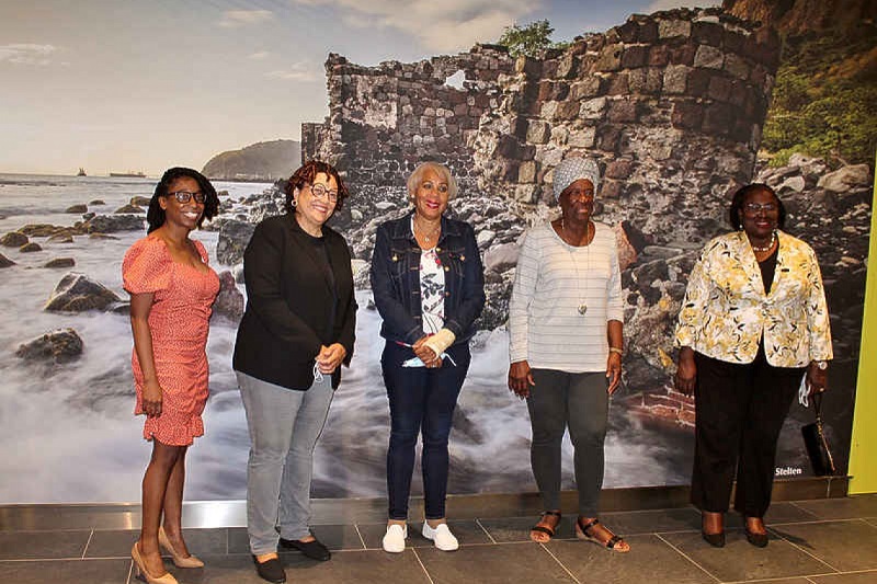Mediation team arrives in Statia