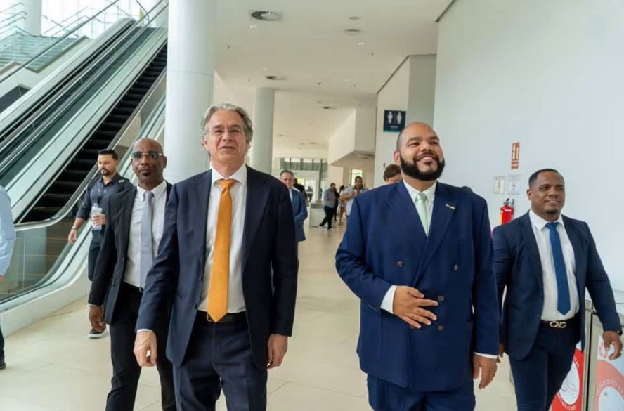 Curaçao and Panama Deepen Economic Ties as Minister Moltó Arrives With More Than 70 Business Leaders